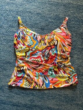Women’s Tankini Top, 18W, NWT. Luscious summer colours!